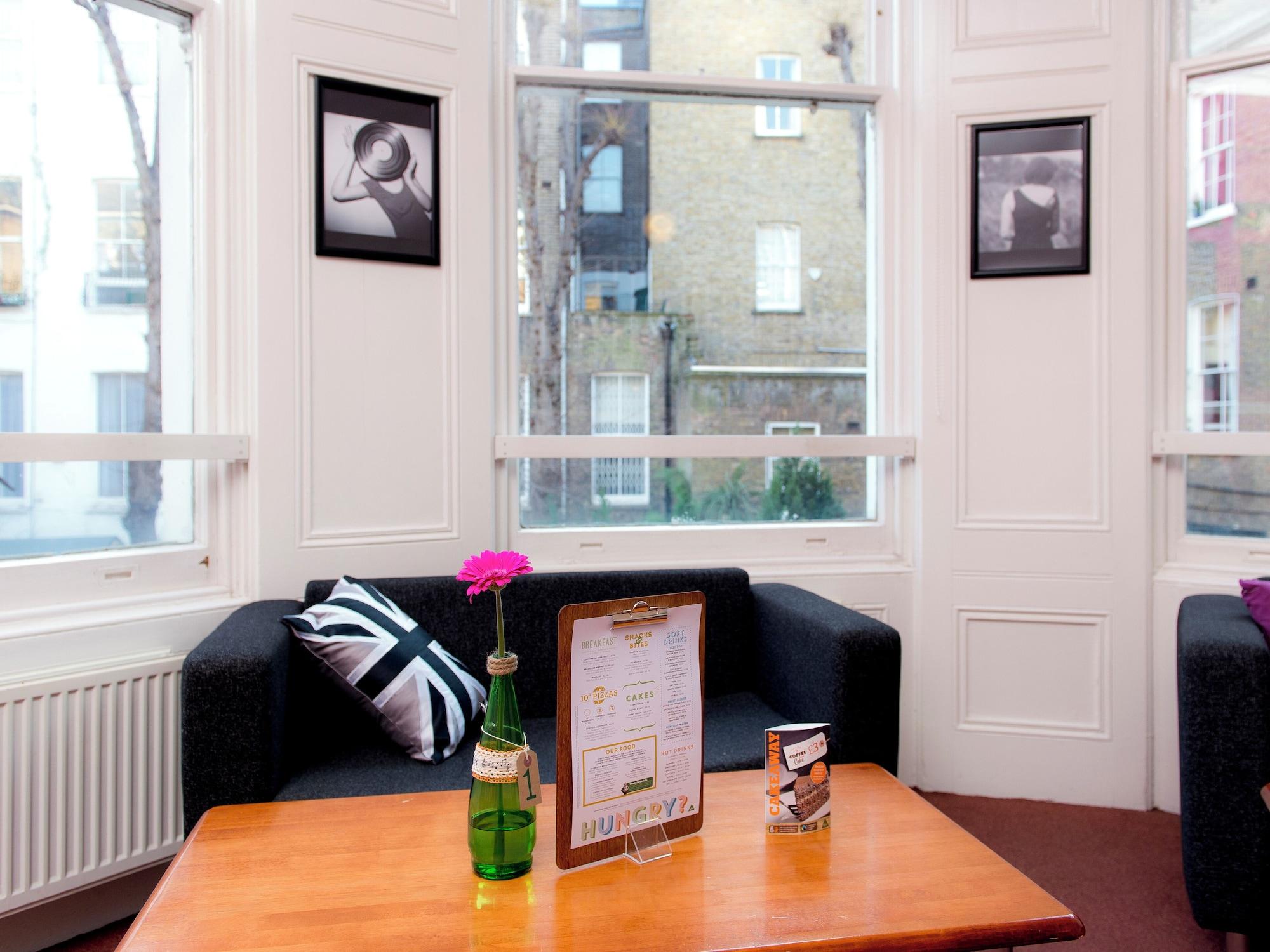 Comodidades del Alojamiento YHA London Earl's Court - Hostel