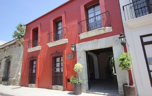 Hotel De La Parra
