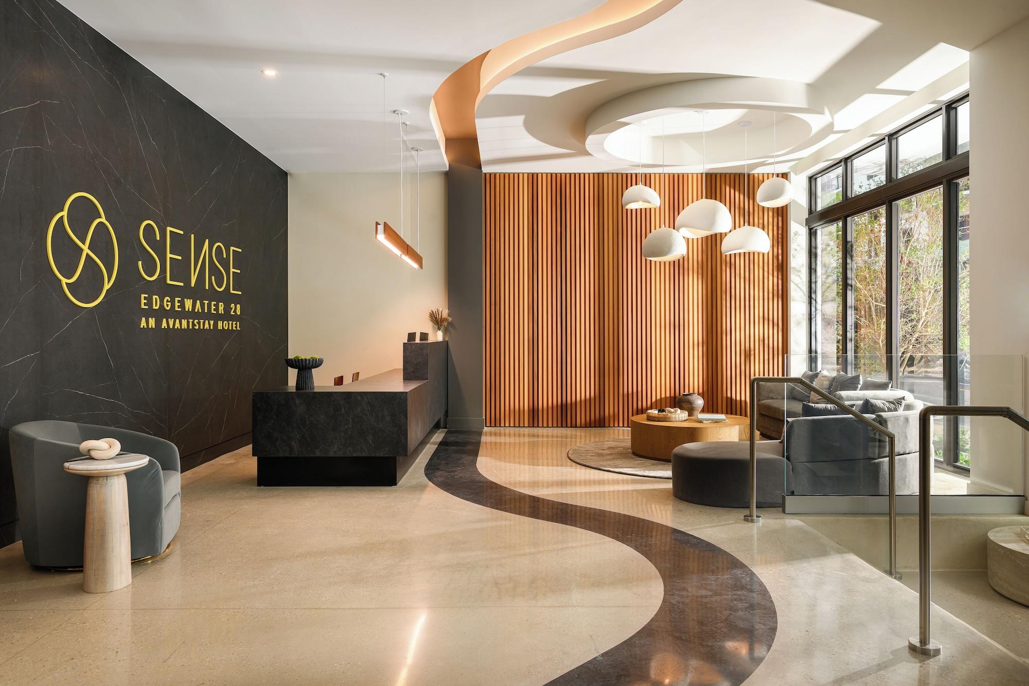 Vista Lobby Sense28 Edgewater, an AvantStay Hotel