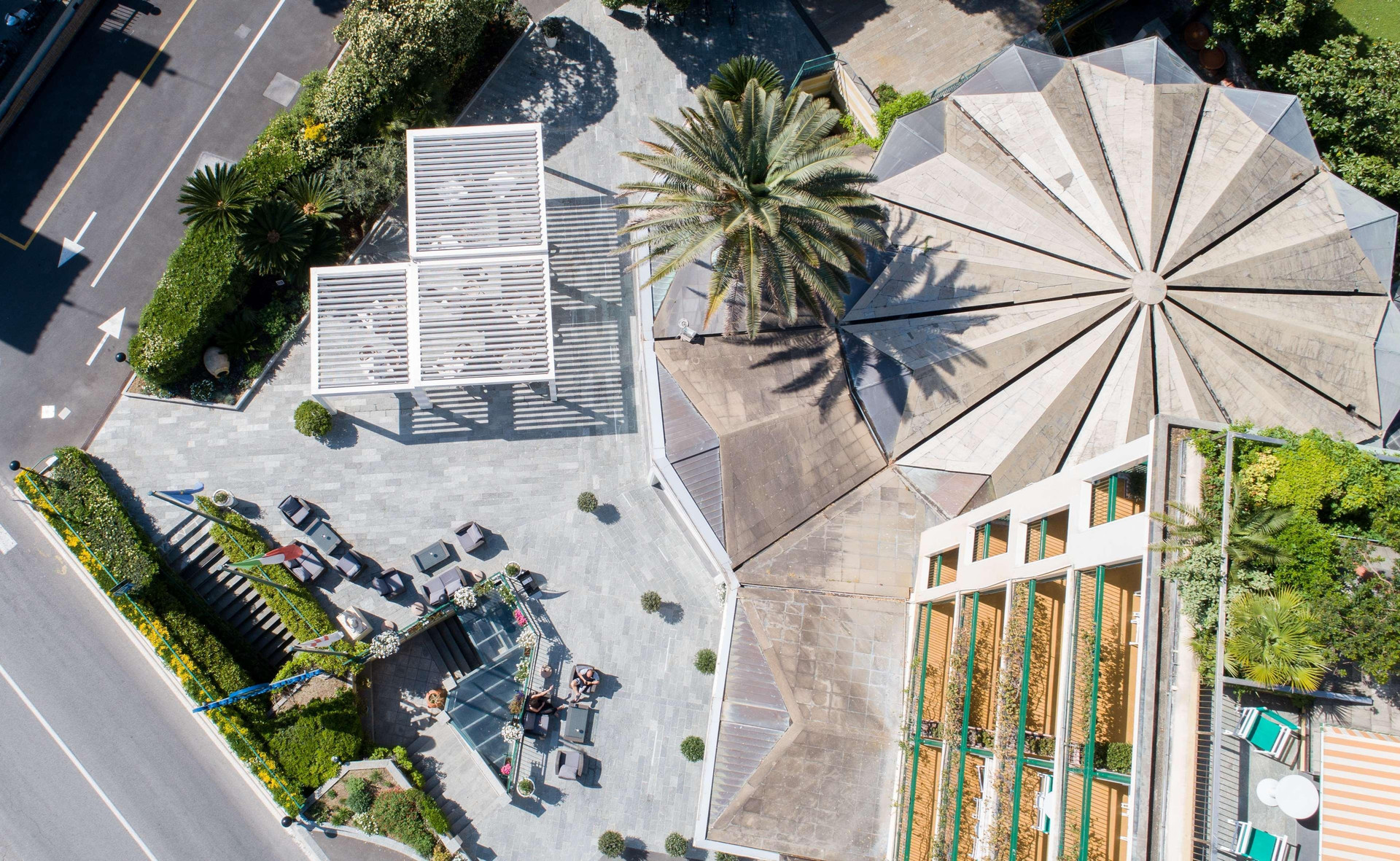 Vista Exterior Best Western Regina Elena