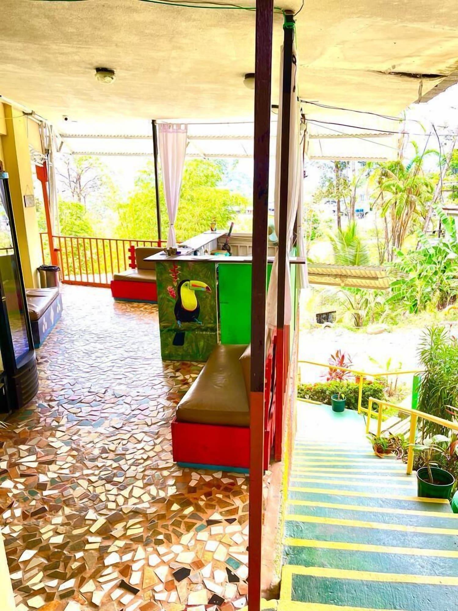 Vista Lobby Hostel Manuel Antonio