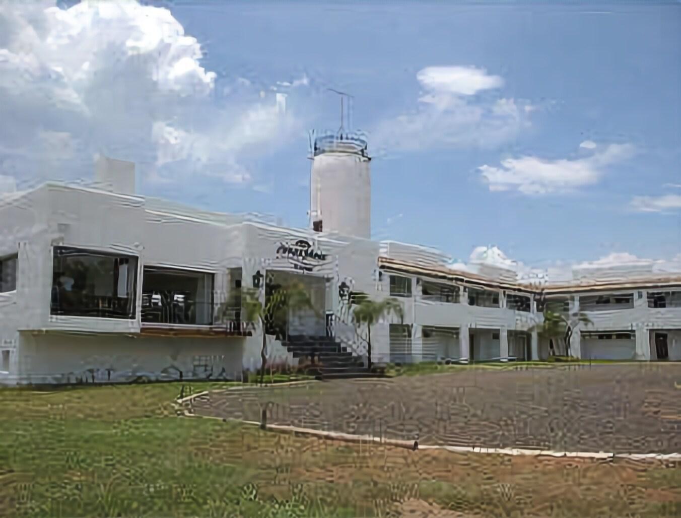 Varios Howard Johnson Express Inn Ituzaingo