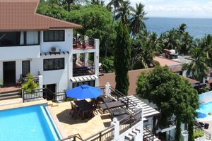 Alojamiento - Out of the Blue Resort