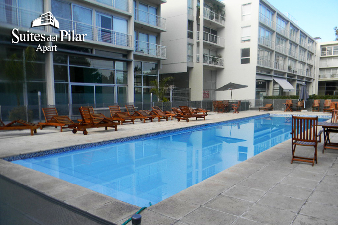 Vista Piscina Suites del Pilar
