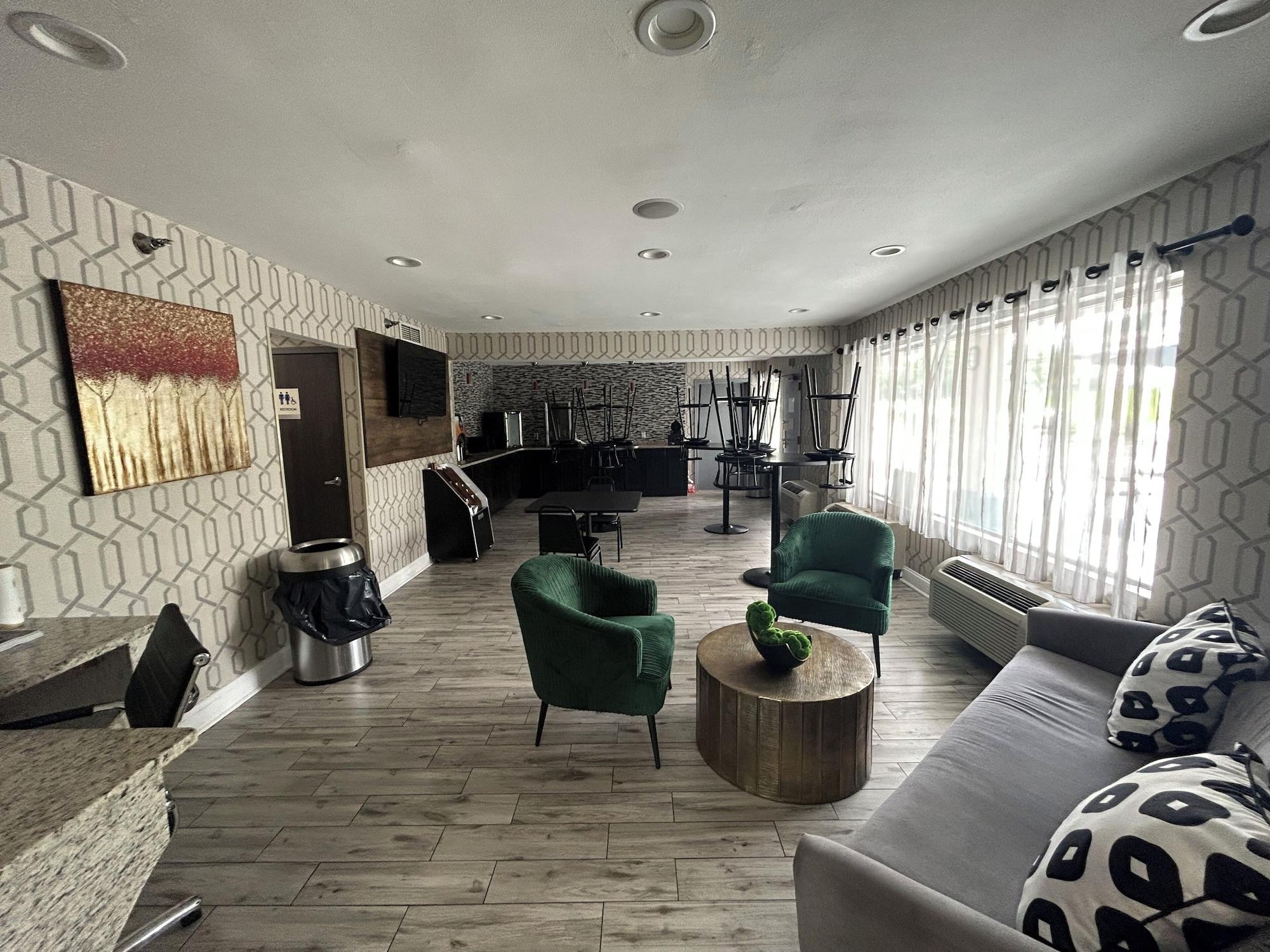 Restaurant Clarion Pointe - Greensboro Coliseum Area