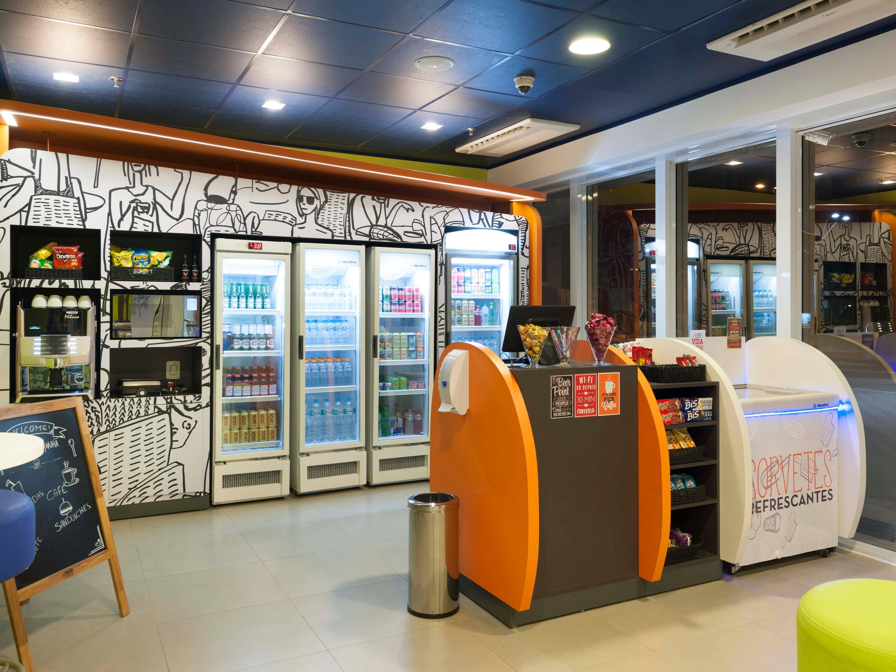 Vista Exterior ibis budget Campinas Aquidaban