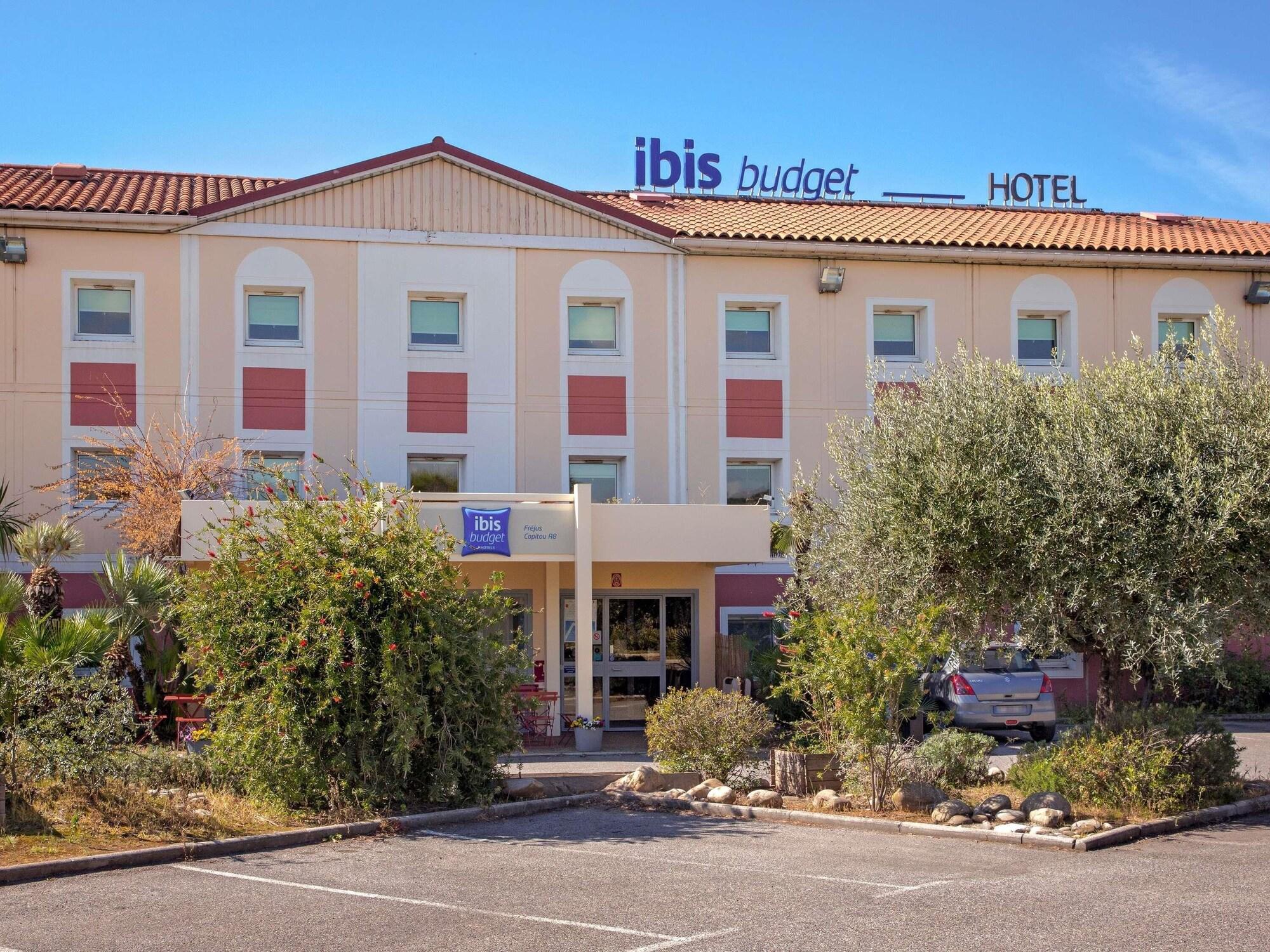 Varios ibis budget Fréjus Saint-Raphaël Capitou A8
