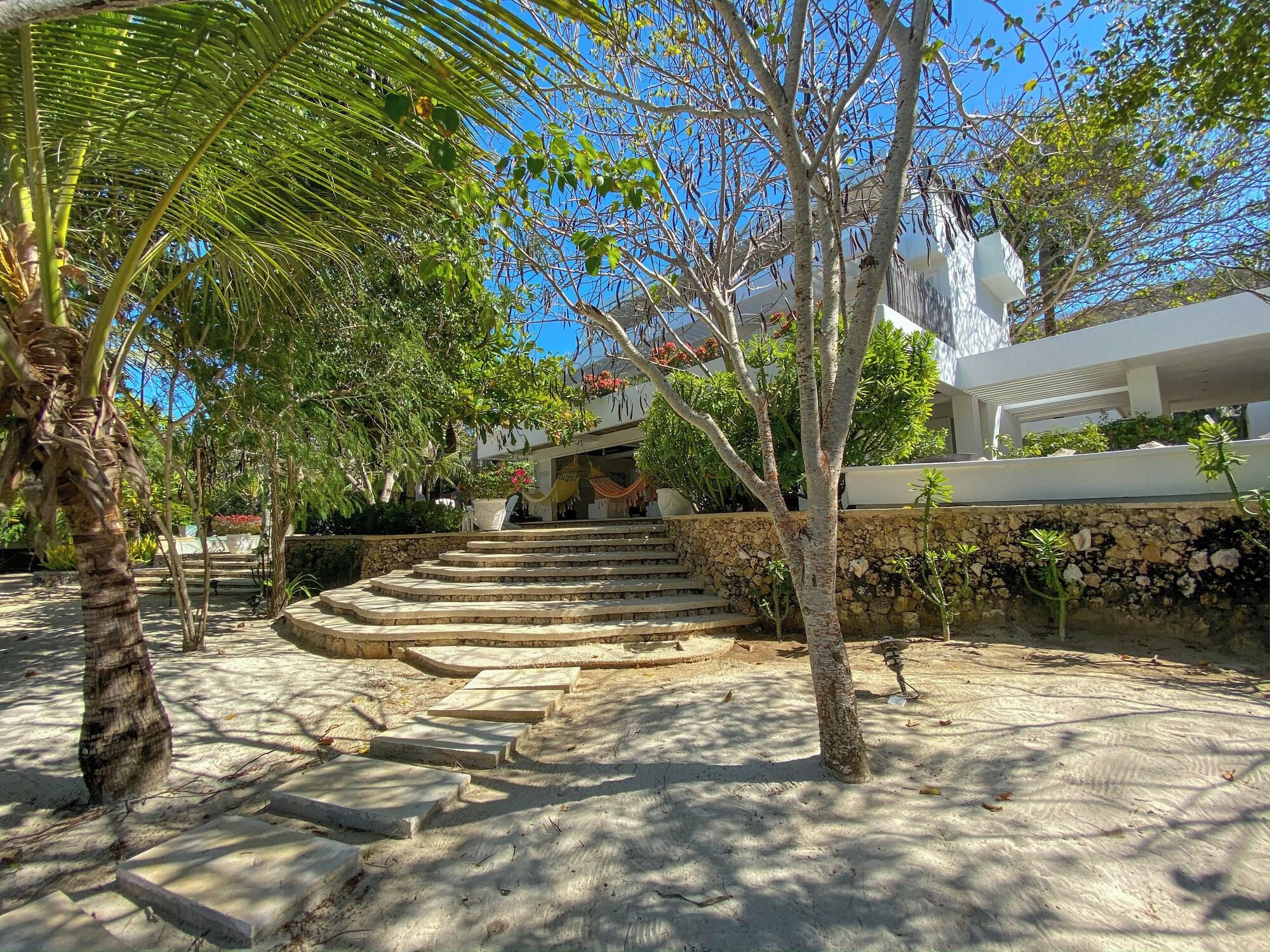 Vista Exterior Villa  Deluxe Los Cocos