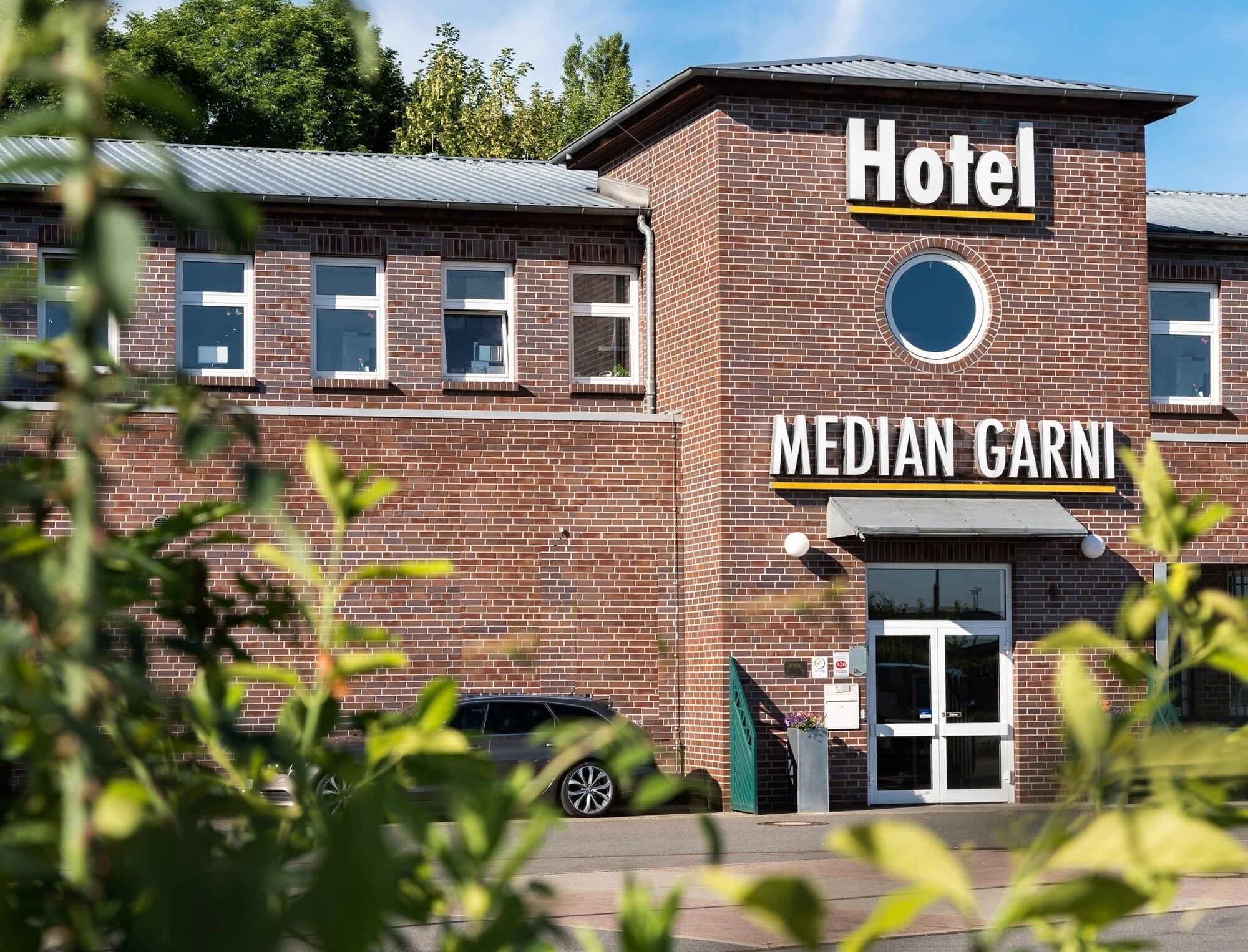 Varios Median Hotel Garni
