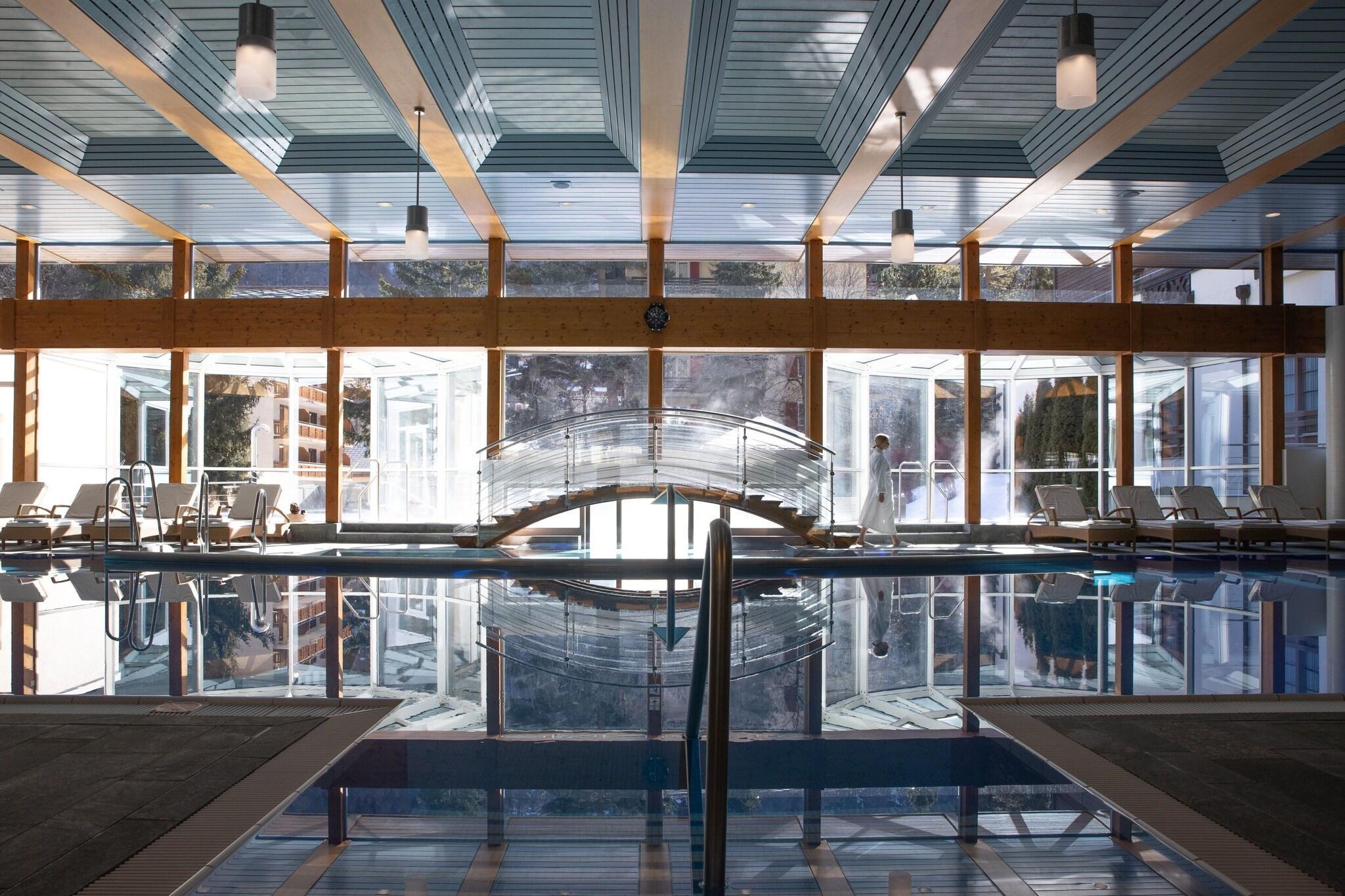 Vista Piscina Mont Cervin Palace