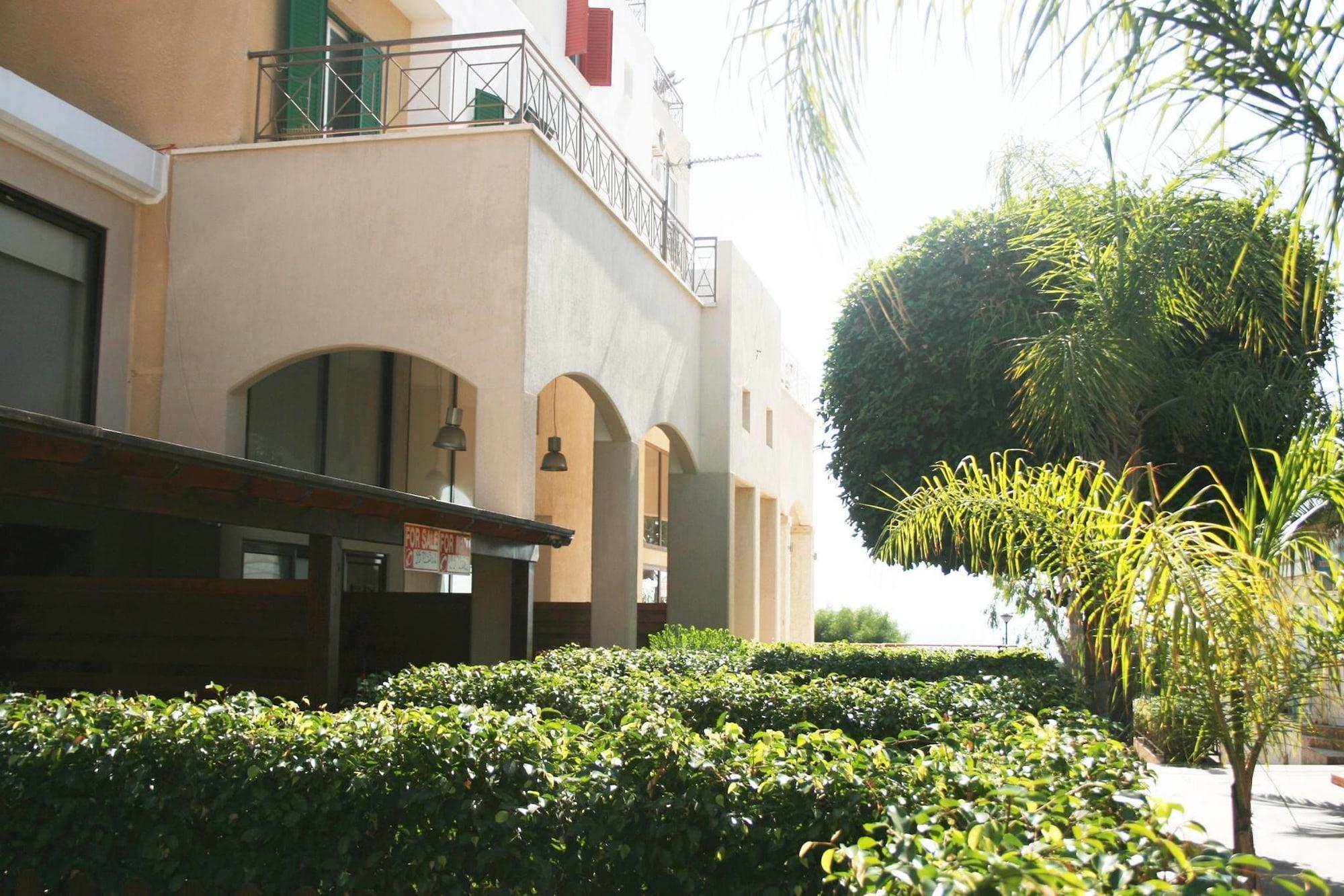 Vista Exterior Sunrise Arches Apartments