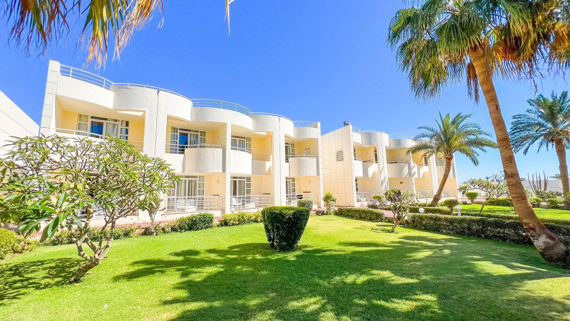 Varios Sharm Reef Hotel