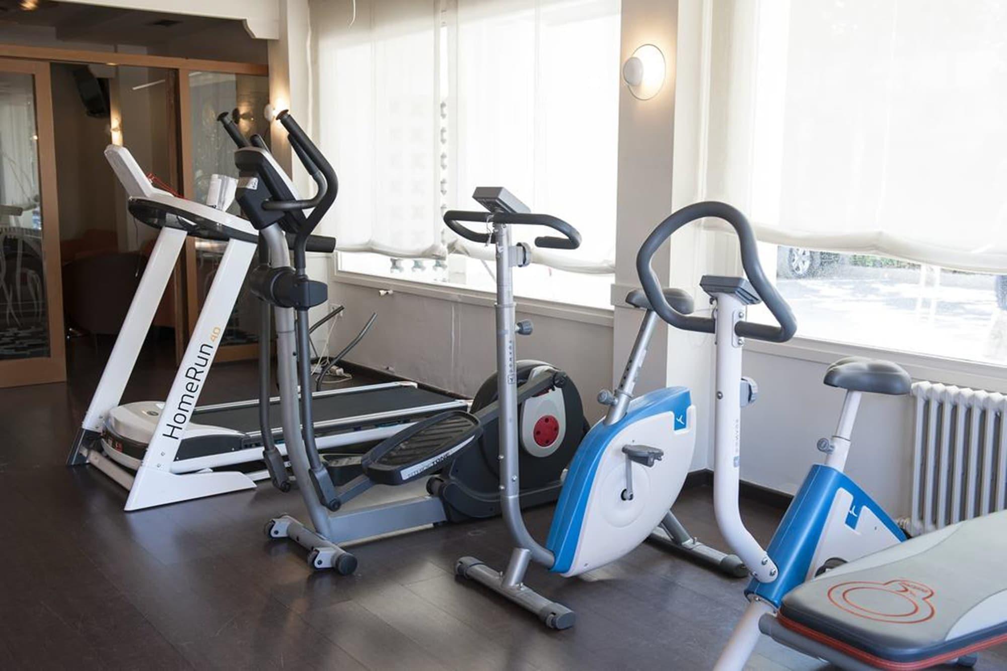 Gimnasio Hotel Ampuria Inn
