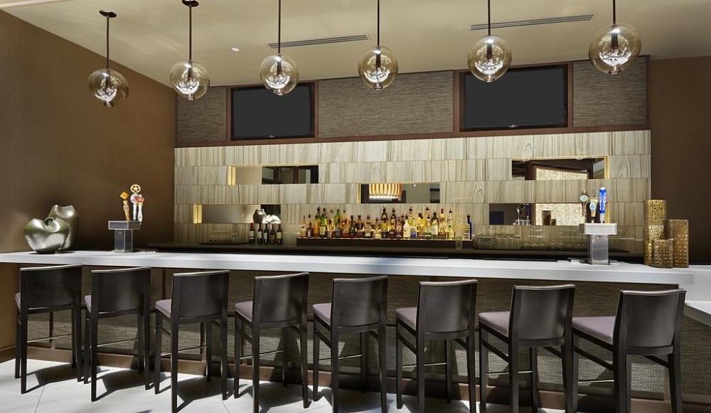 Bar/Salón Embassy Suites by Hilton Crystal City National Airport