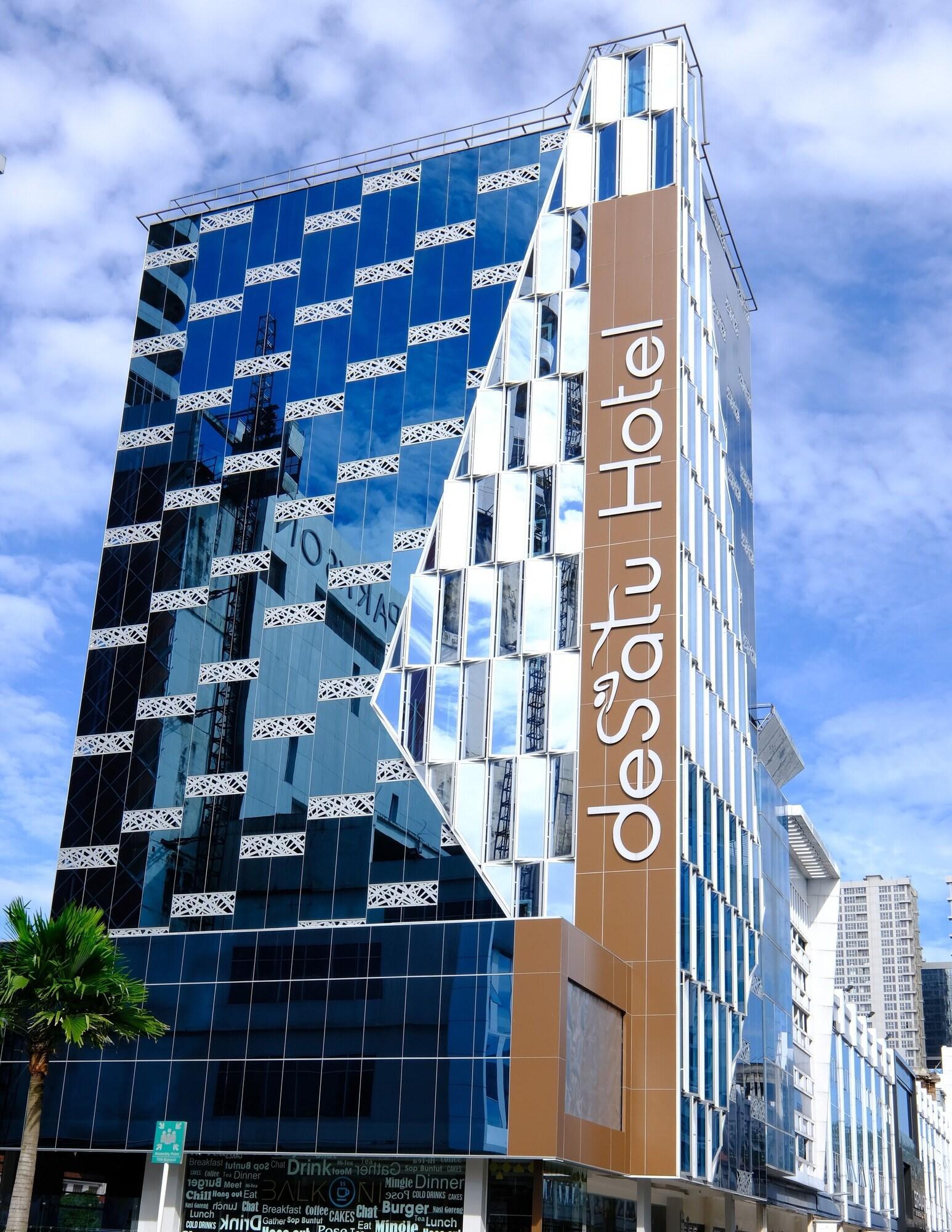 Vista Exterior deSatu Hotel