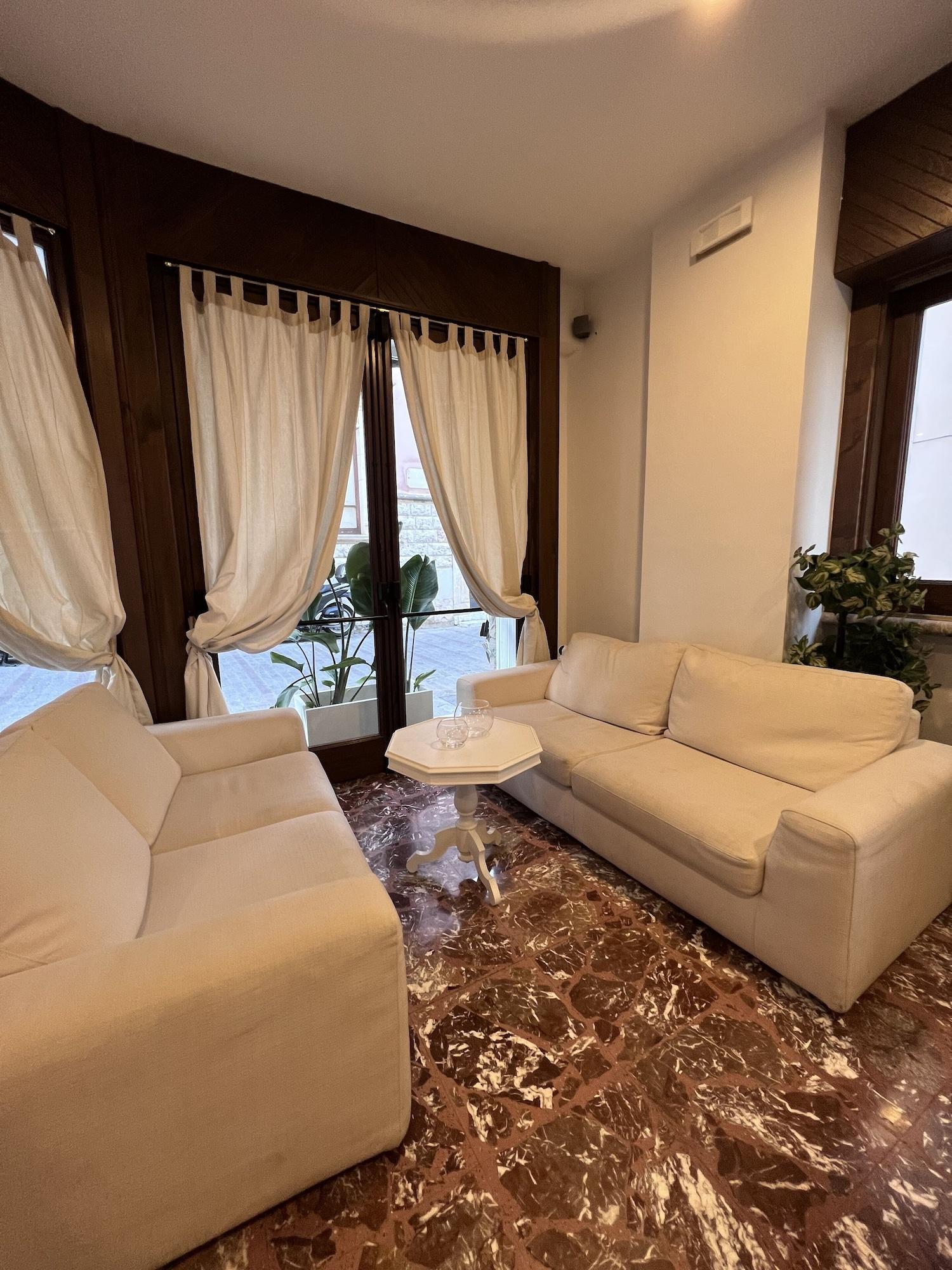 Vista Lobby Hotel Villa Chiara