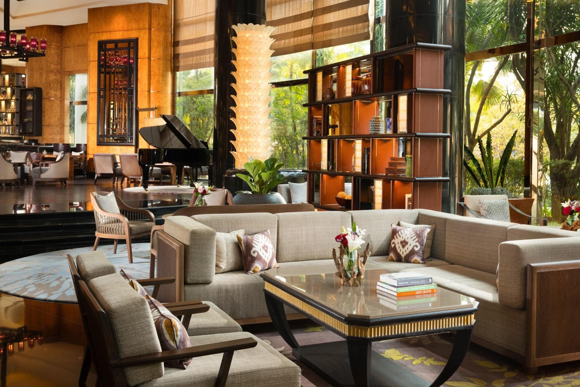 Vista Lobby AYANA Midplaza JAKARTA