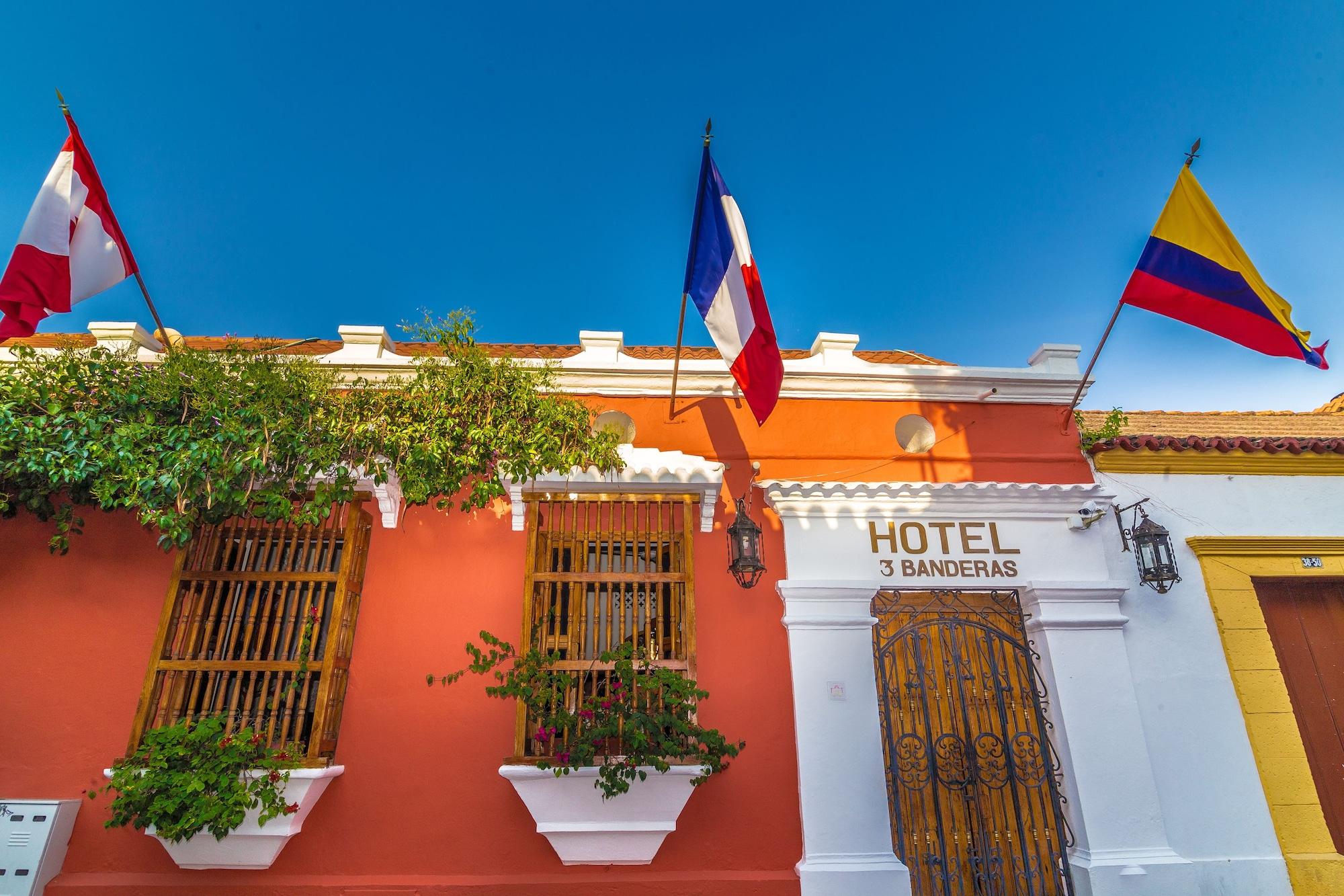 Vista Exterior Hotel 3 Banderas