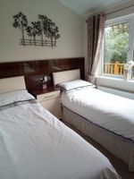 Alquiler Vacacional - Log Cabin On Shores Of Lake Windermere, Surrounded By Breathtaking Scenery