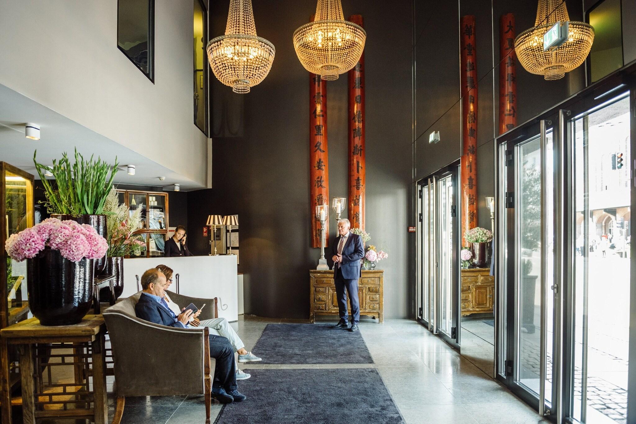 Vista Lobby Nimb Hotel