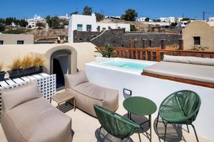 Alquiler Vacacional - Stylish two bedroom apartment with outdoor Hot Tub and private parking