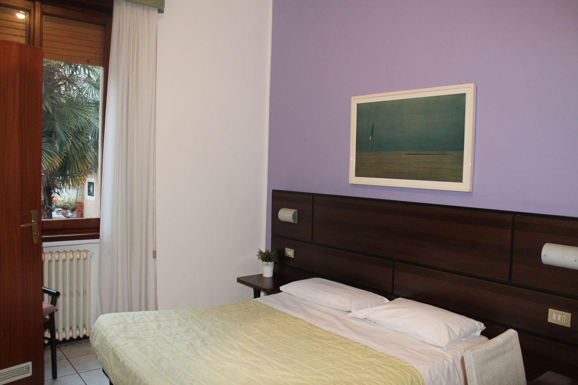 Guest room Catalani & Madrid