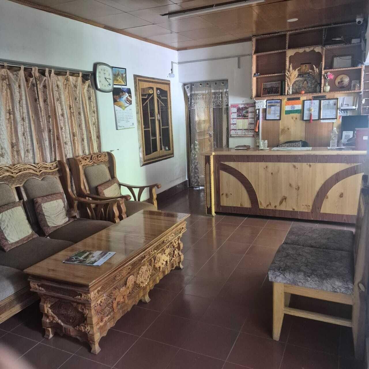 Vista Lobby Hotel Real Siachen