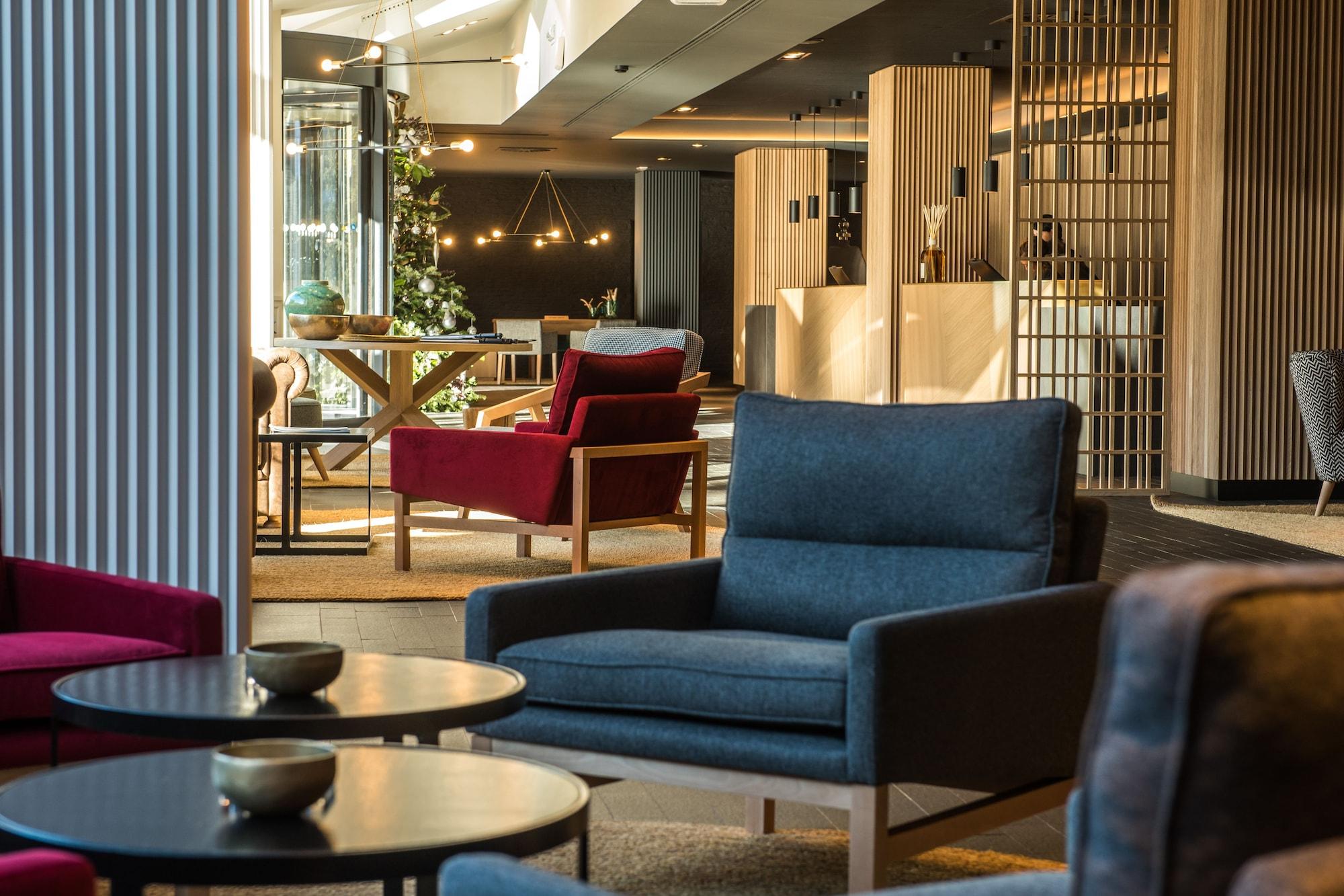 Vista Lobby Park Piolets MountainHotel & Spa
