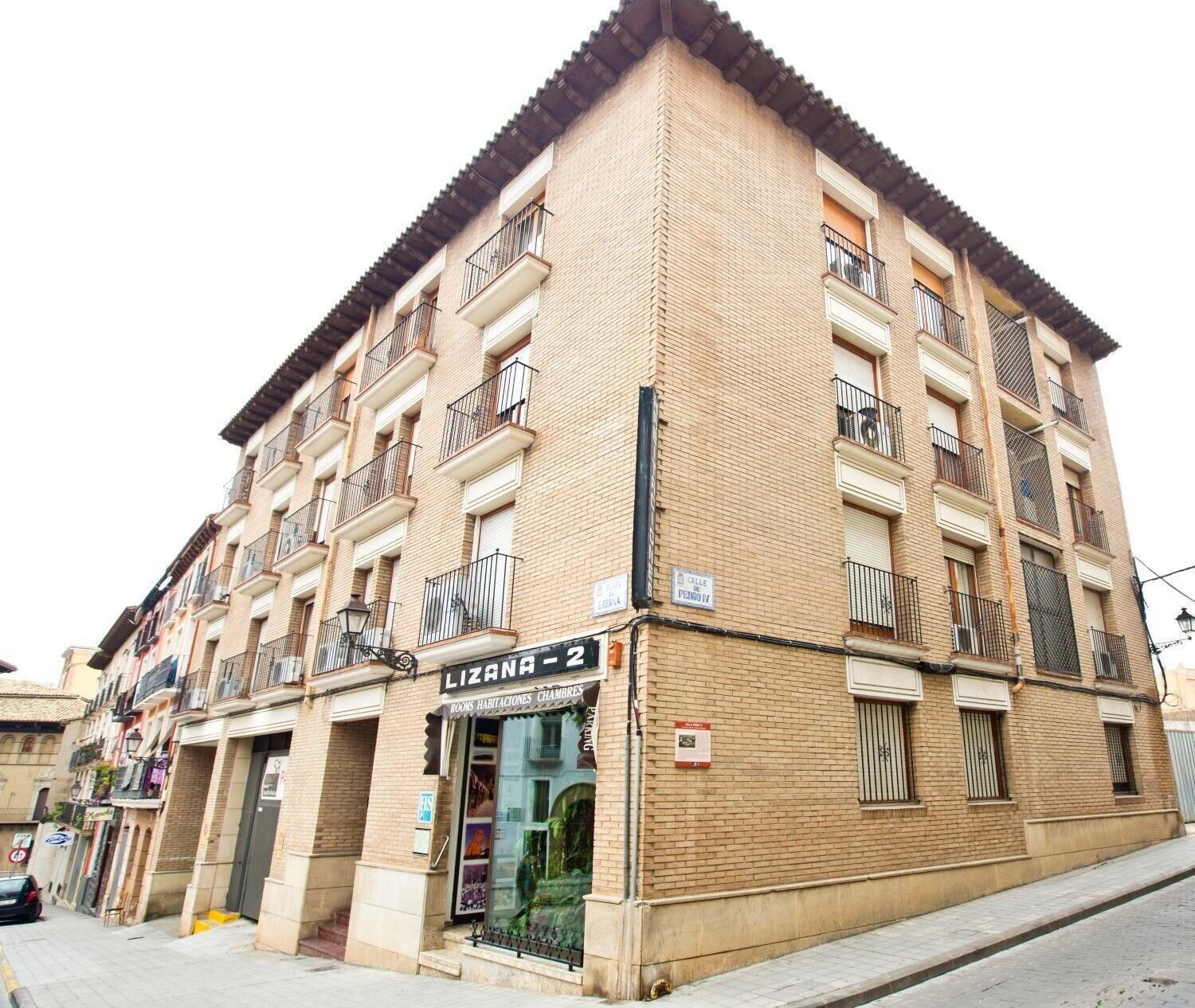 Vista Exterior Hostal Lizana 2