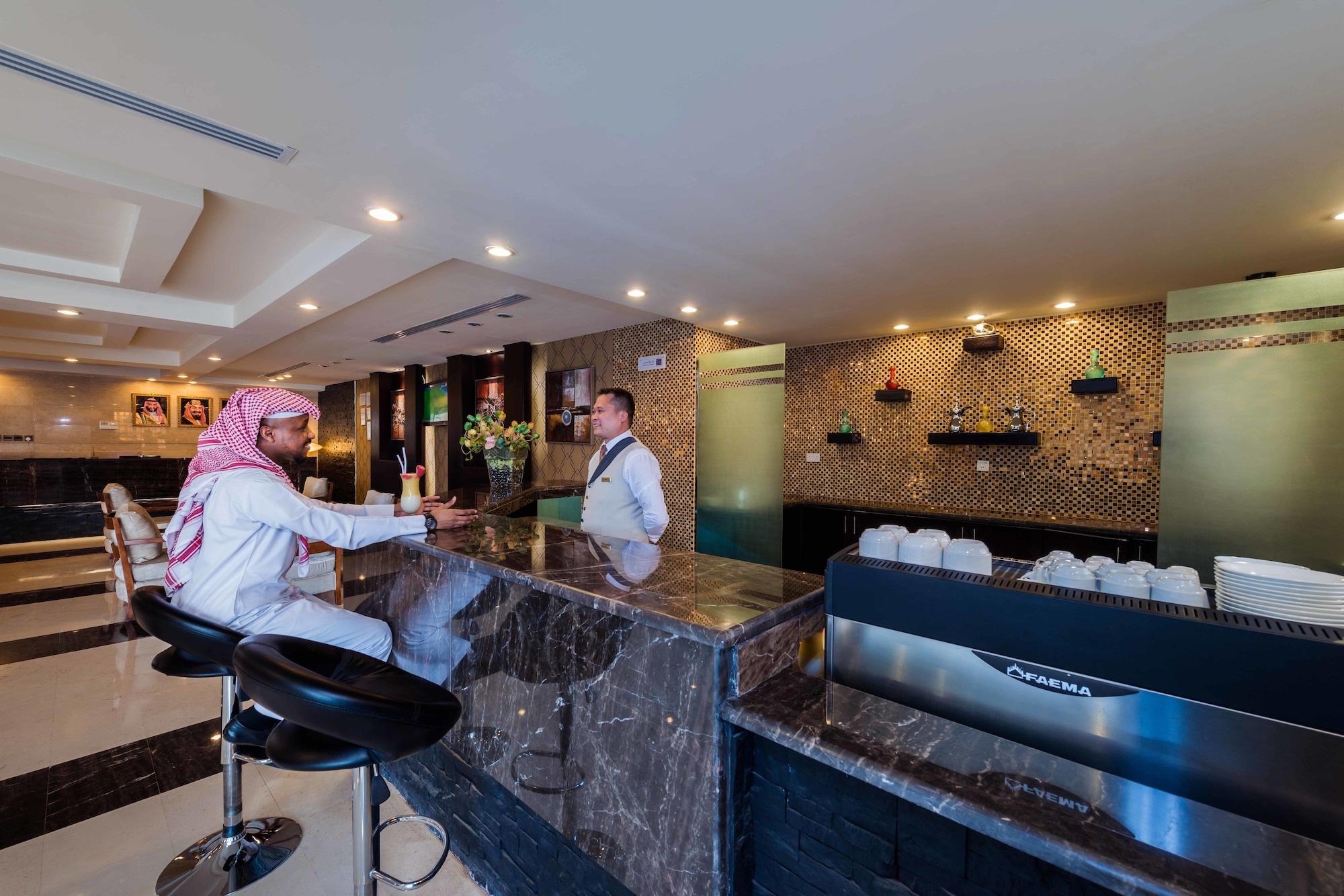 Bar/Salón Boudl Rass