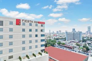 Alojamiento - Fiesta Inn Express Ciudad de México Forum Buenavista