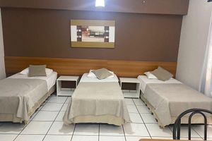 Alojamiento - SAINT JAMES PALACE HOTEL