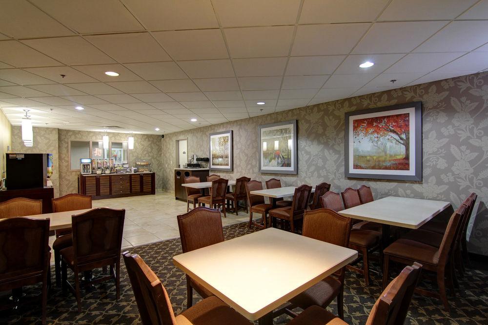 Restaurant Best Western Plus Bowmanville