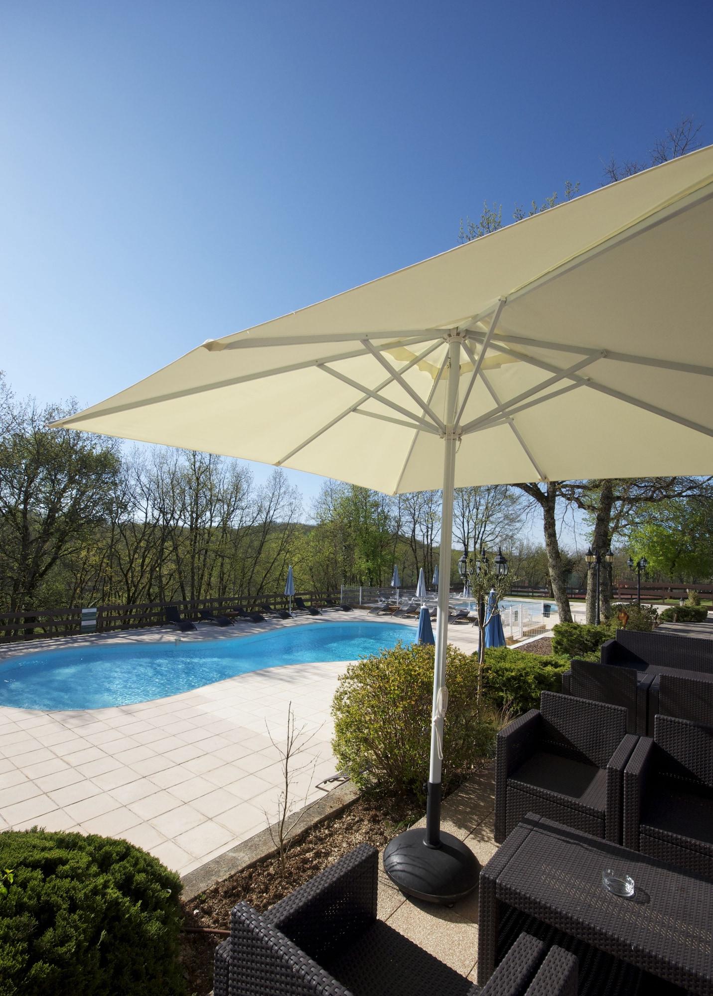 Vista Piscina Souillac Golf & Country Club