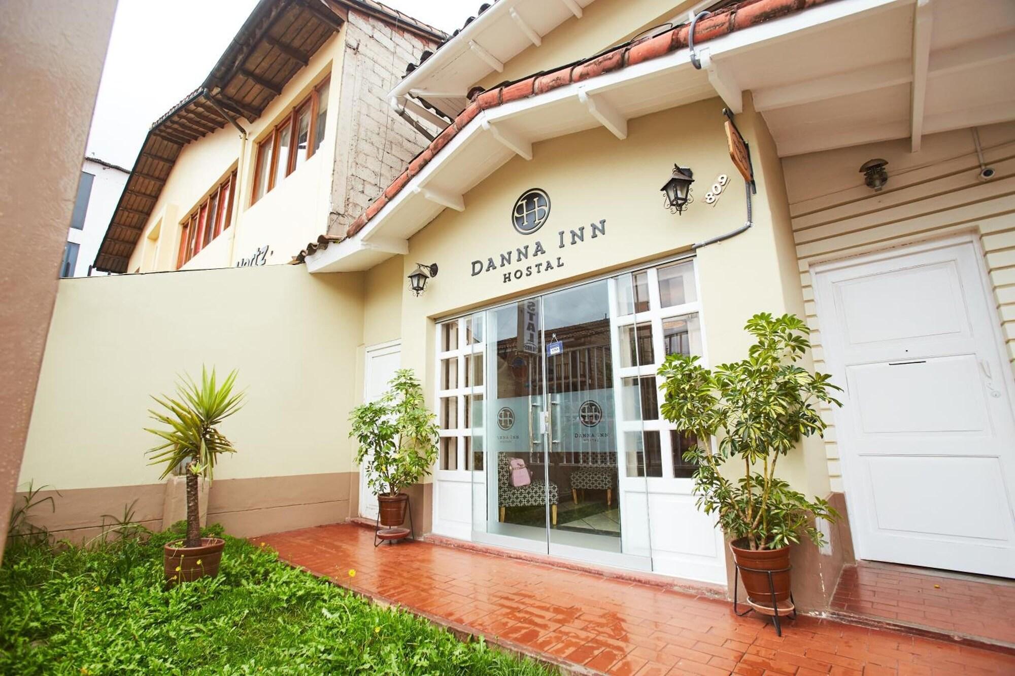 Vista Exterior Hostal Danna Inn