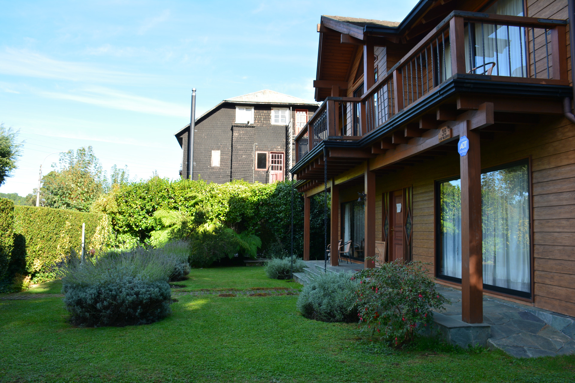 Vista Exterior Frontera Pucón Hostel B&B