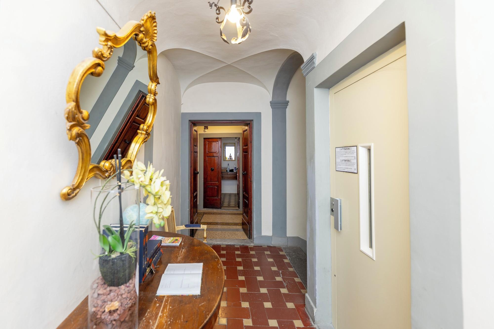 Comodidades del Alojamiento Pitti Suite 13 residenza d'epoca