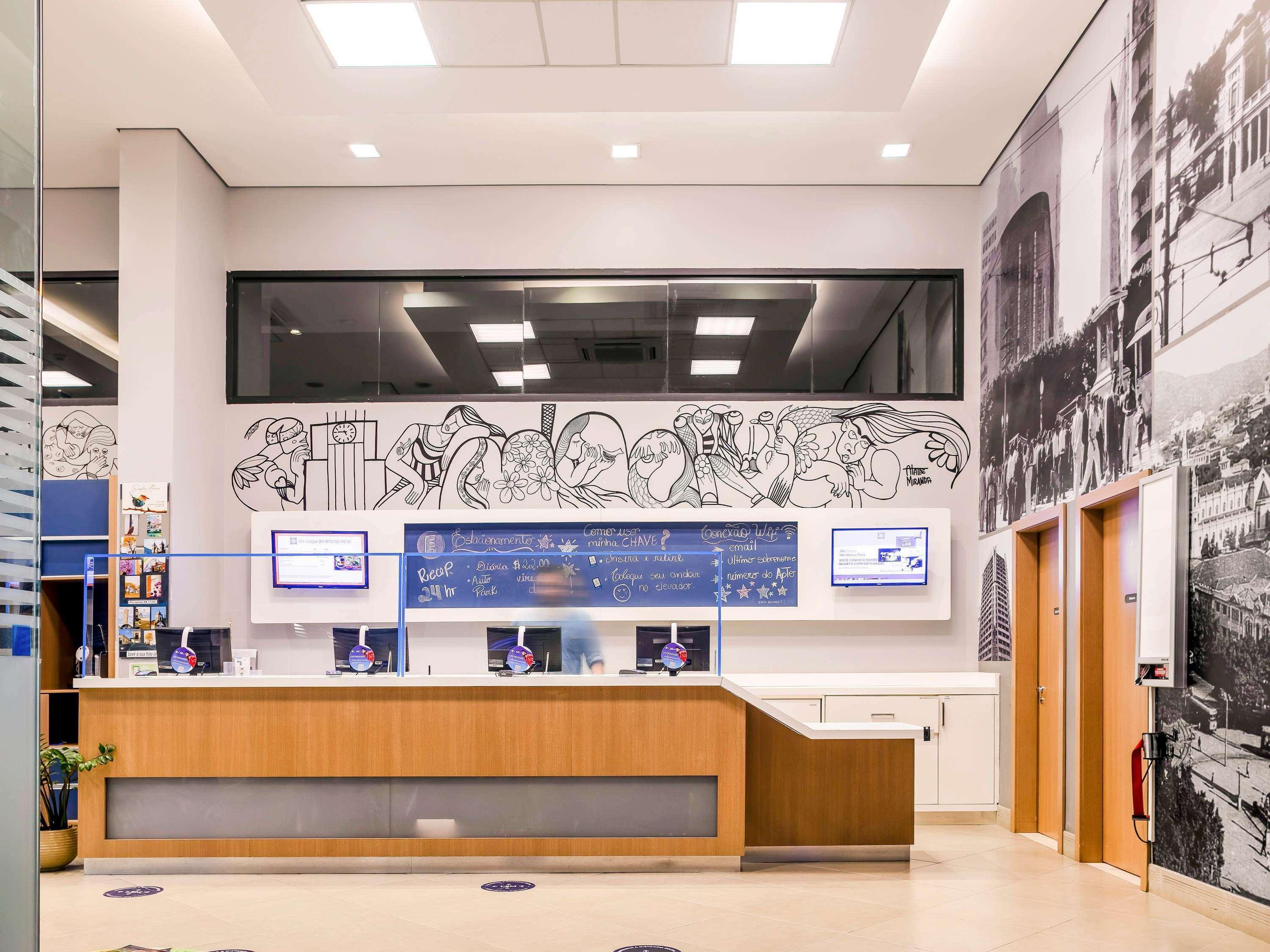 Vista Lobby ibis budget BH Afonso Pena Savassi