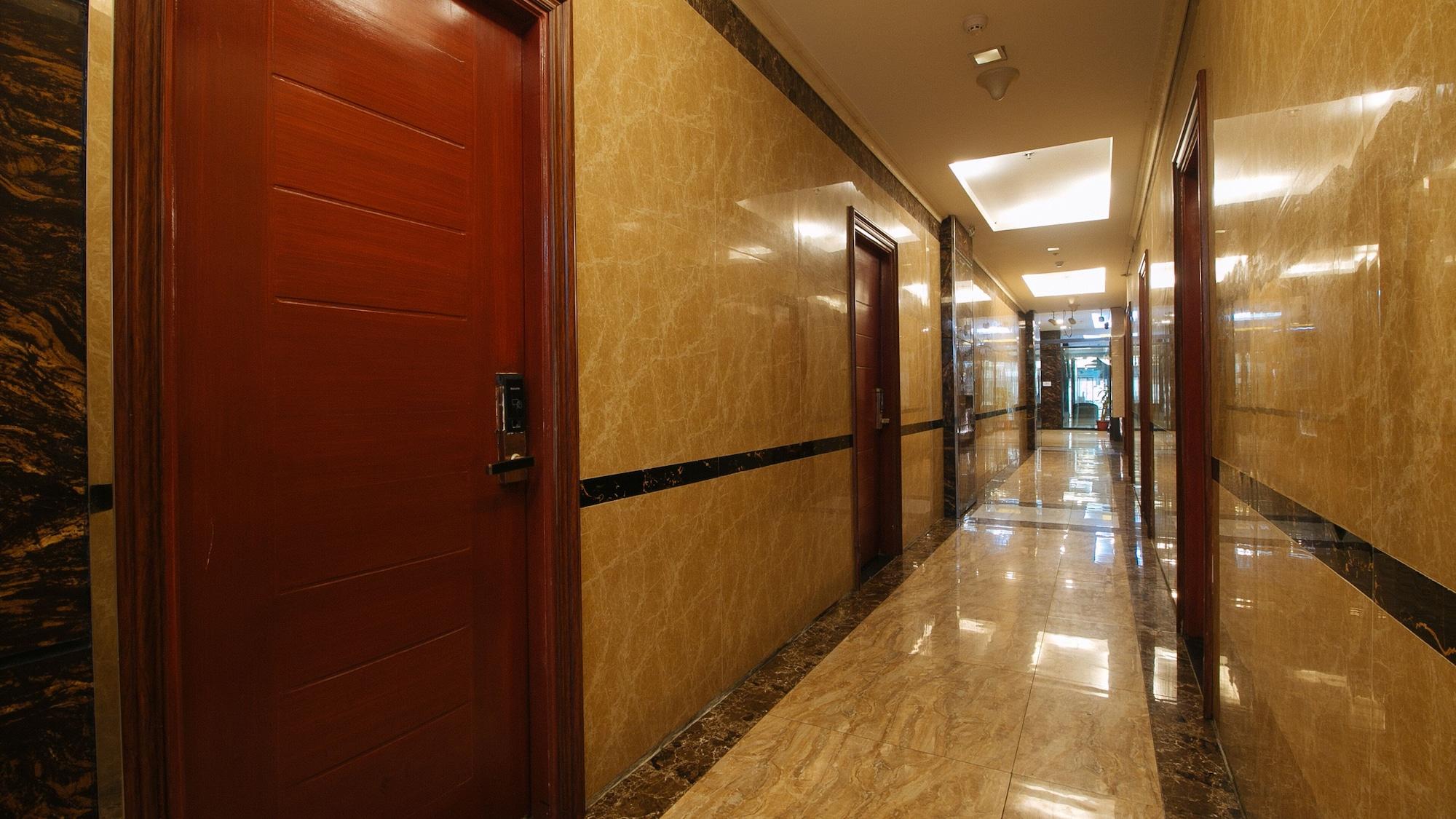 Varios RedDoorz Plus @ Winter Benitez