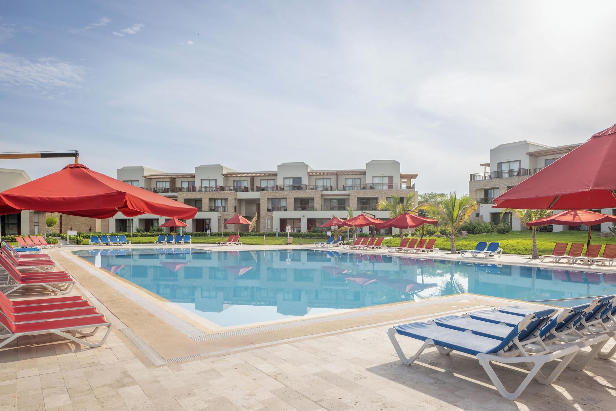 Vista Piscina Royal Decameron Punta Sal