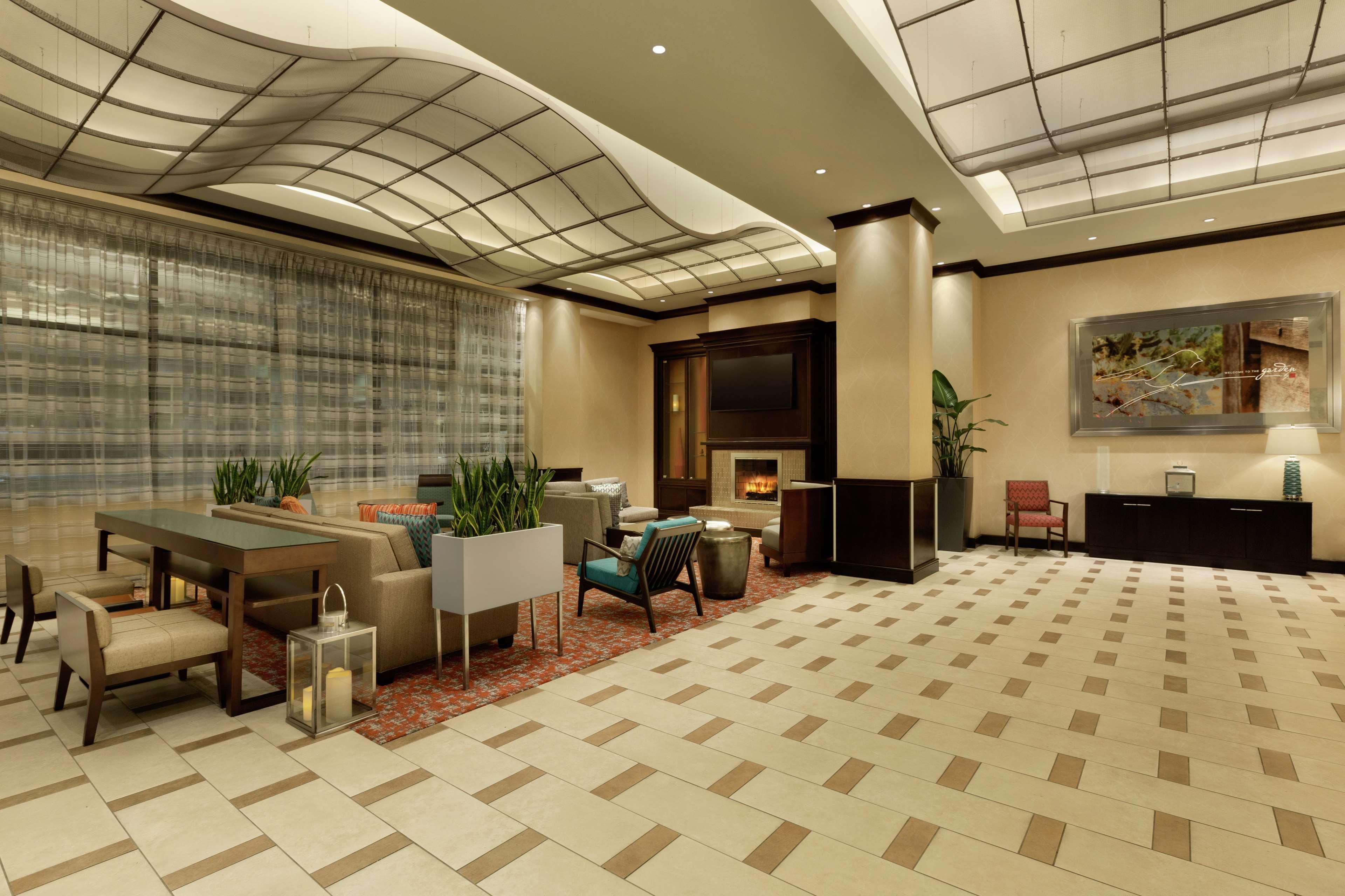 Vista Lobby Hilton Garden Inn Atlanta Downtown
