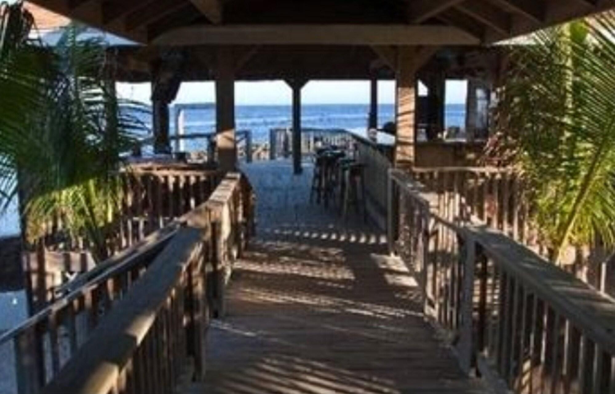 Vista Lobby Lands End