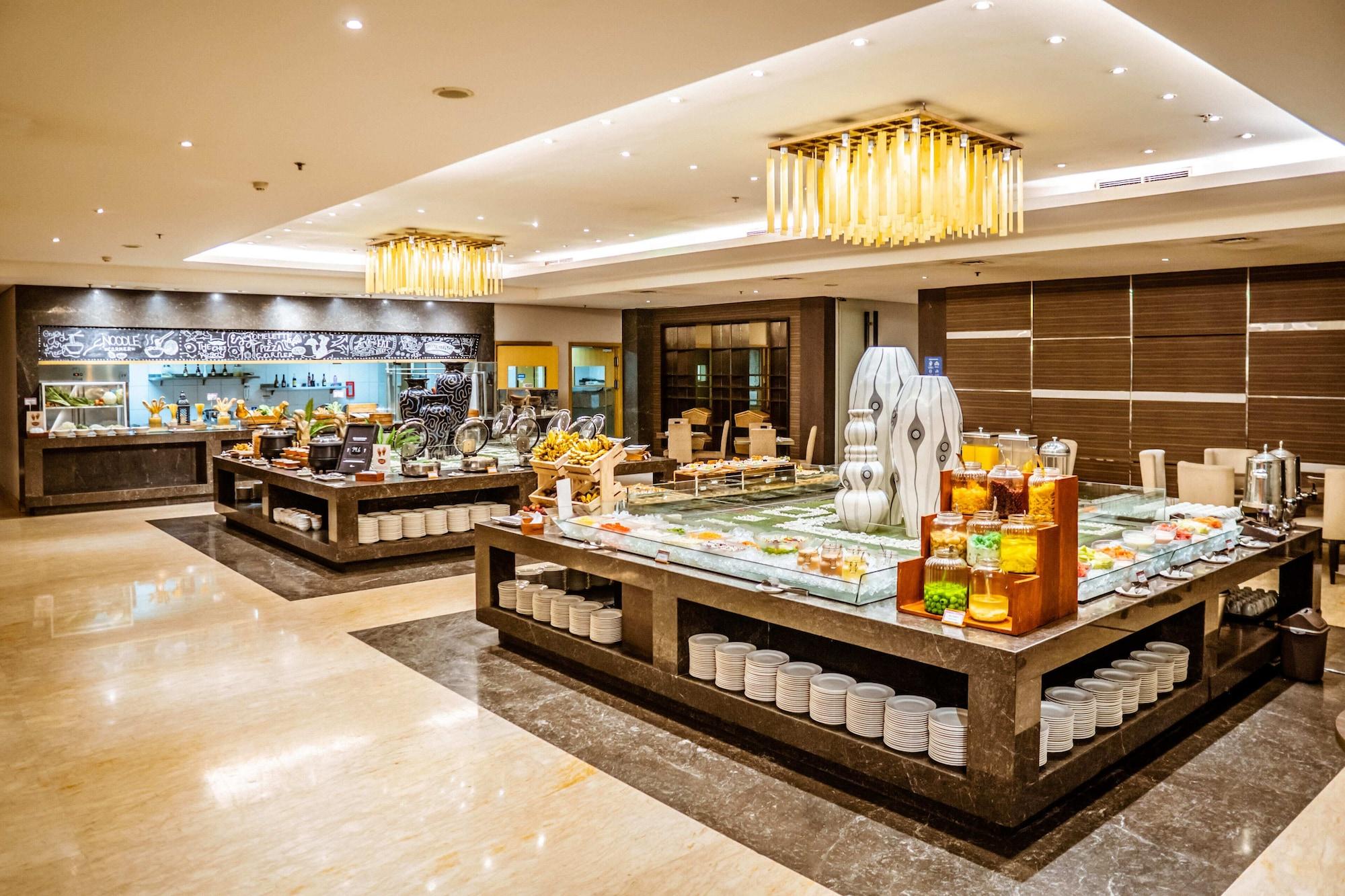 Restaurant Grand Tjokro Premier Bandung