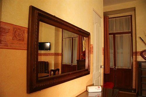 Set de Habitación Hotel La Alhondiga