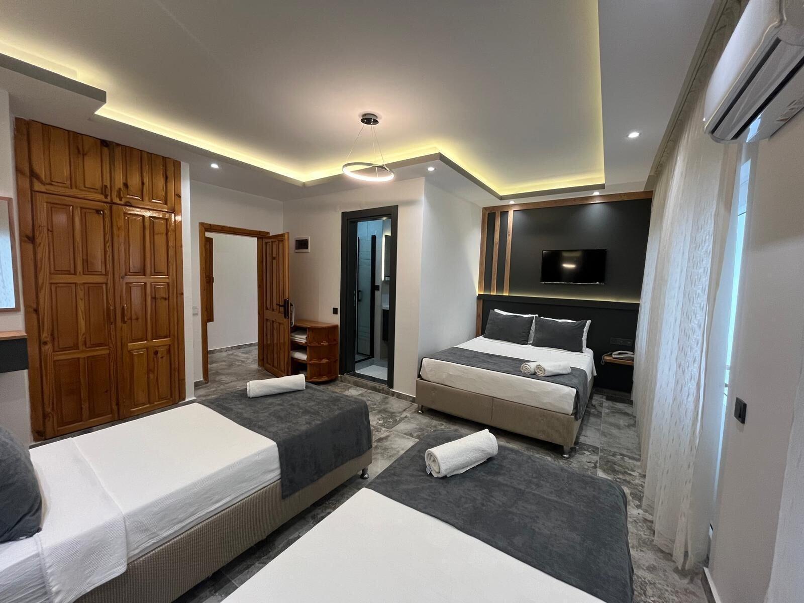 Set de Habitación Rain Hotel