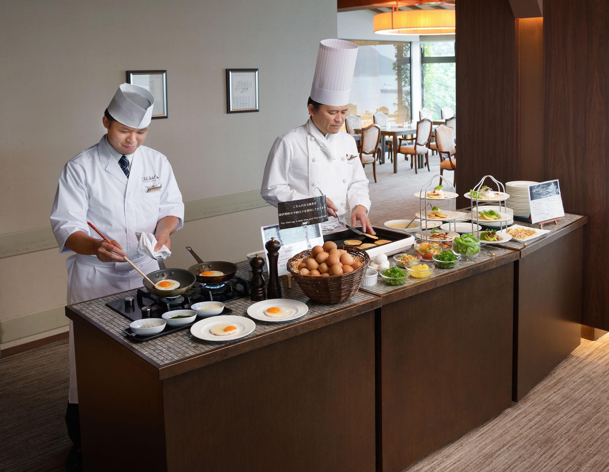 Restaurant Toba Hotel International