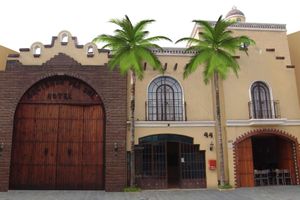 Alojamiento - Hotel Hacienda del Sol