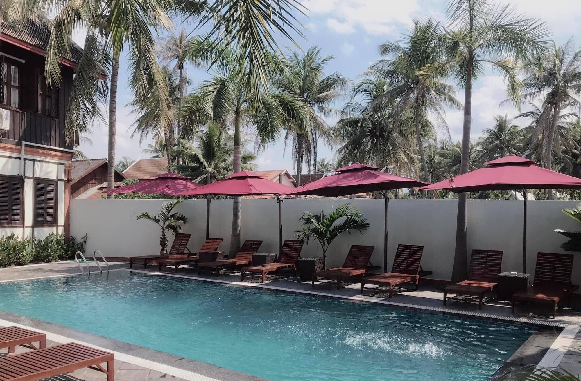 Varios Villa Mahasok Hotel