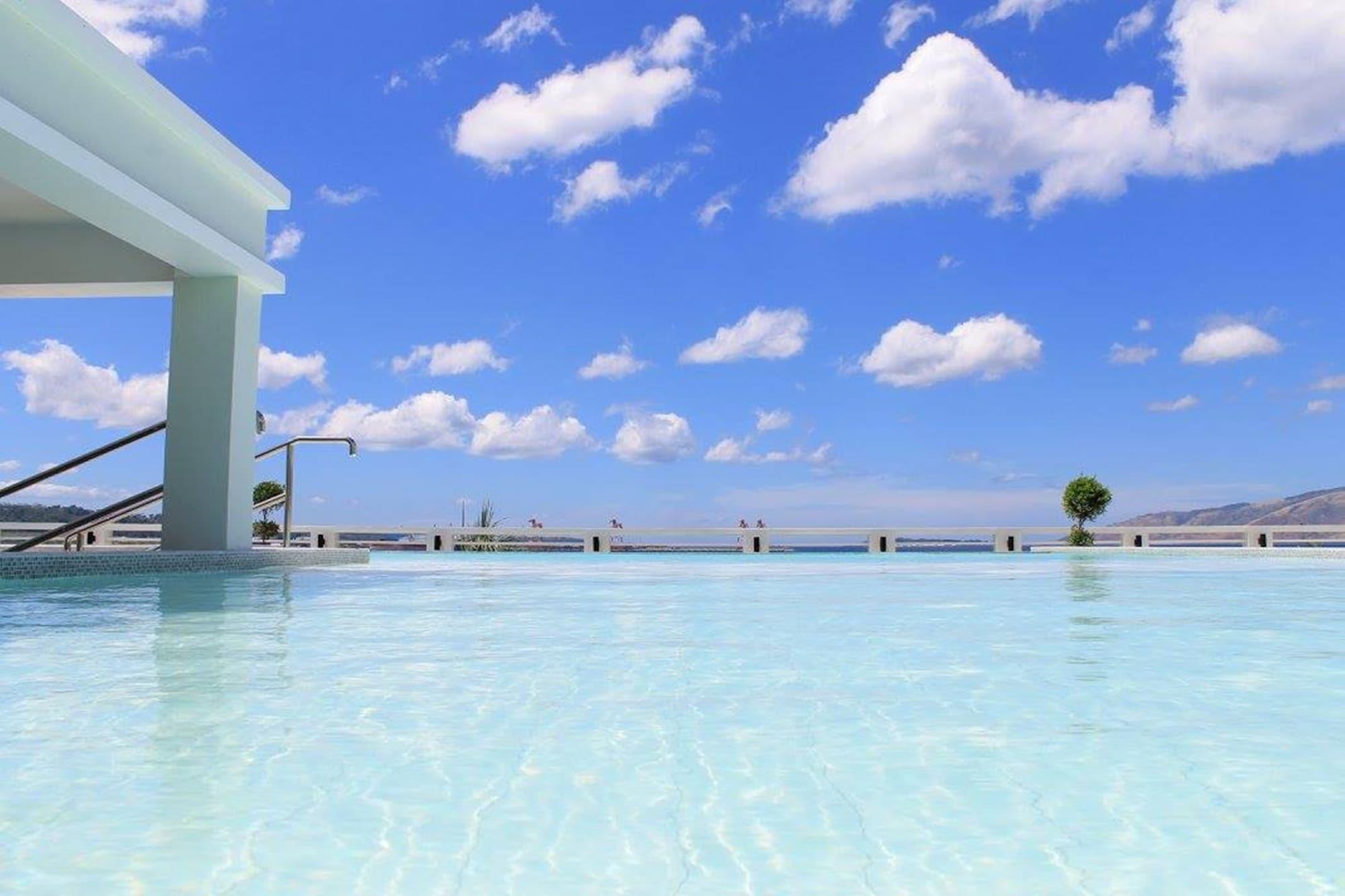 Varios Terrace Hotel Subic Bay
