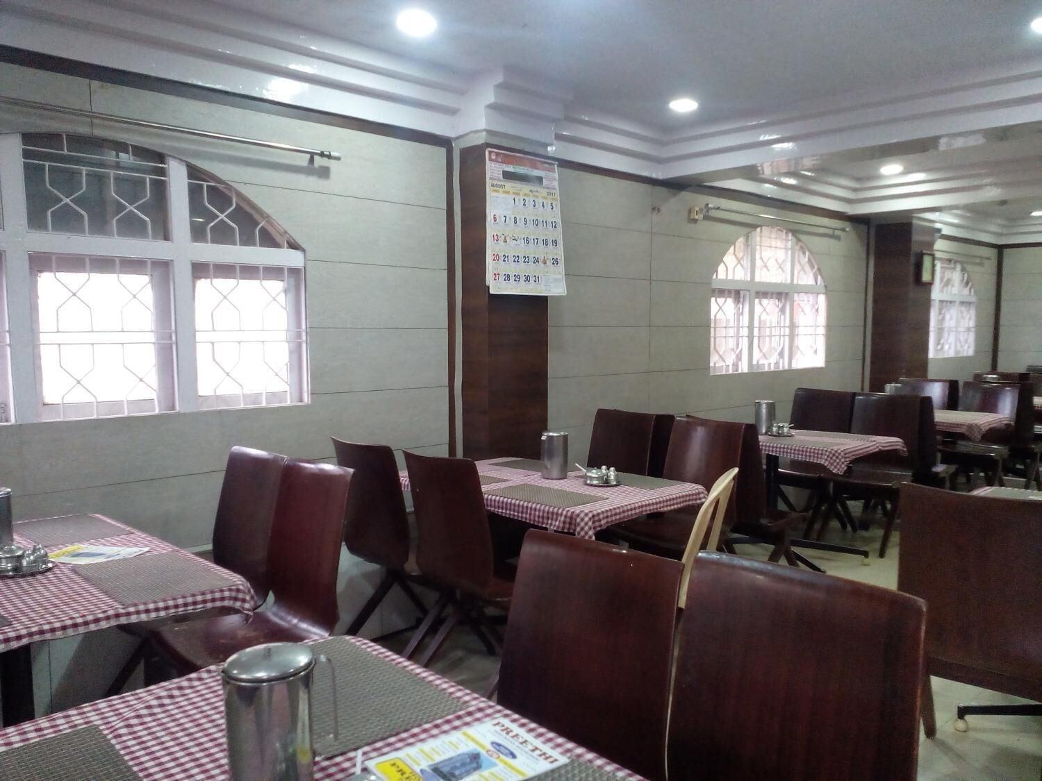 Restaurant Hotel Preethi Palace